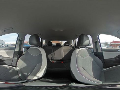 Used 2025 Volkswagen Taos SE image 42