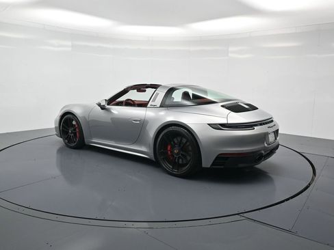Used 2023 Porsche 911 Targa 4 GTS image 3