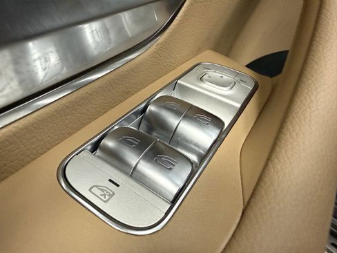 Certified 2025 Mercedes-Benz GLS 450 GLS 450 image 18