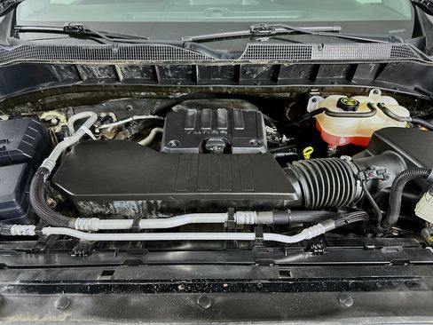 Used 2021 Chevrolet Silverado 1500 Custom AWD/4WD image 33