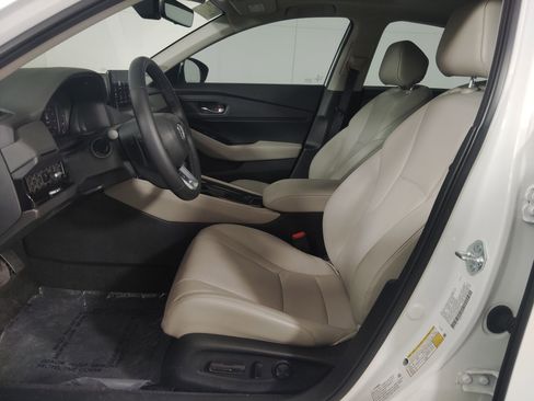 Certified 2025 Honda Accord Touring image 5