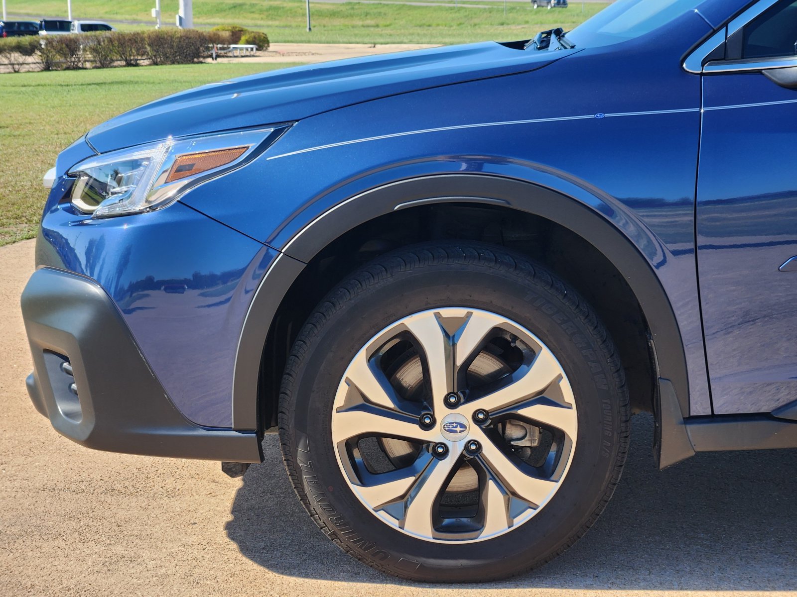 Used 2021 Subaru Outback Limited w/ Popular Package #2 AWD/4WD image 13