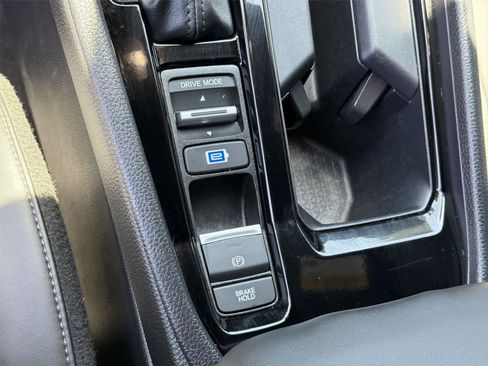 Used 2024 Honda Accord Sport image 36