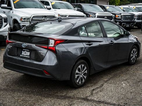 Used 2022 Toyota Prius XLE w/ Advanced Technology Package AWD/4WD image 11
