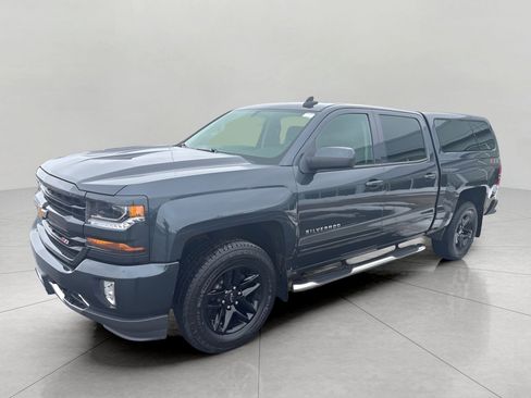 Used 2018 Chevrolet Silverado 1500 LT w/ All Star Edition image 8
