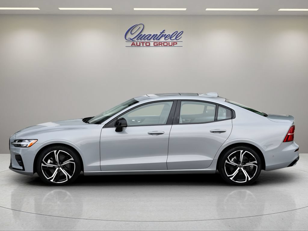 Used 2024 Volvo S60 B5 Plus AWD/4WD image 7