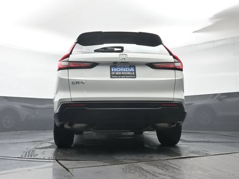 Used 2023 Honda CR-V LX image 29
