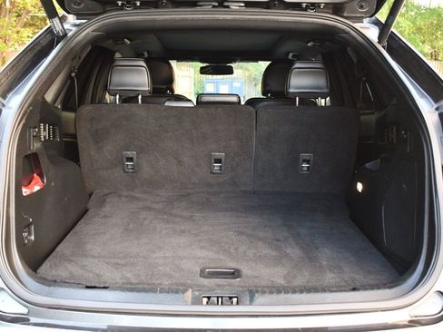 Used 2019 Ford Edge ST w/ Equipment Group 401A image 8