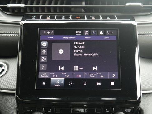 New 2025 Jeep Grand Cherokee L Altitude AWD/4WD image 21