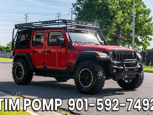 Used 2024 Jeep Wrangler Unlimited Sport AWD/4WD image 4