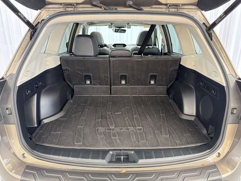Used 2020 Subaru Forester Limited w/ Popular Package #3 image 35