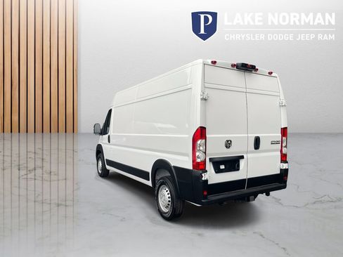 New 2026 RAM ProMaster 2500 w/ Convenience Group image 7