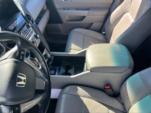 Used 2013 Honda Pilot Touring image 29