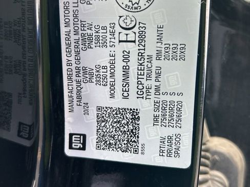 Used 2024 Chevrolet Colorado Trail Boss w/ Advanced Trailering Package image 40