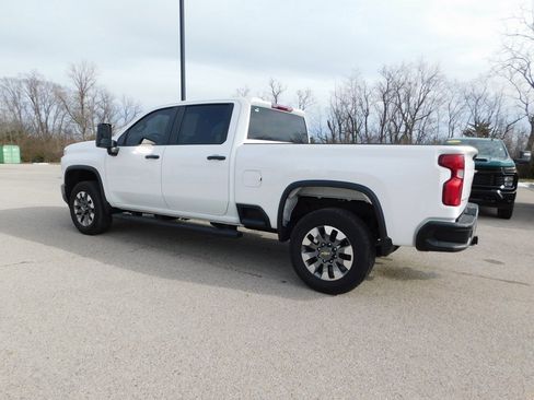 Used 2023 Chevrolet Silverado 2500 Custom image 8
