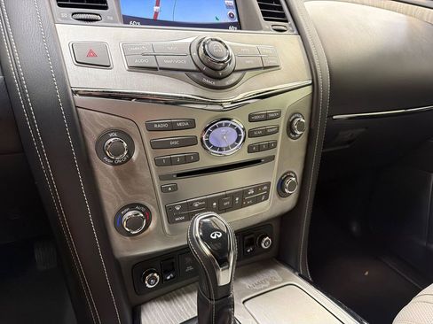 Used 2019 INFINITI QX80 Limited w/ All-Season Package AWD/4WD image 22