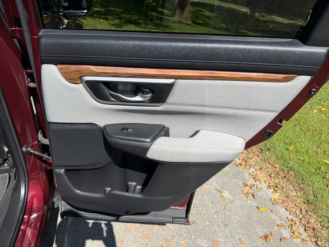 Used 2017 Honda CR-V EX image 32