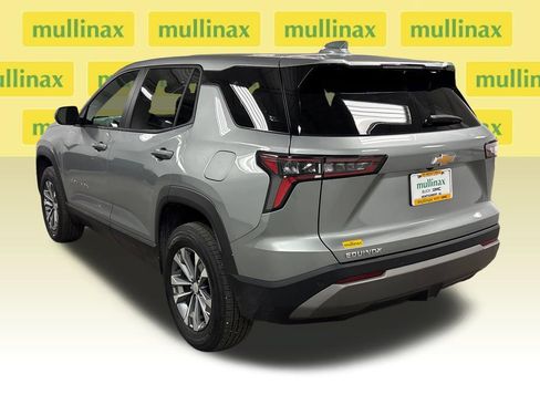 Used 2026 Chevrolet Equinox LT FWD image 15