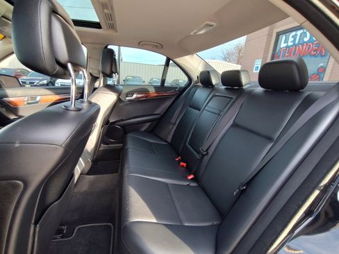 Used 2010 Mercedes-Benz C 300 Sedan image 26