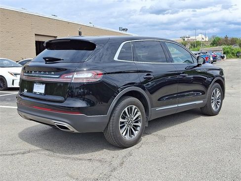 Certified 2023 Lincoln Nautilus Reserve AWD/4WD image 6