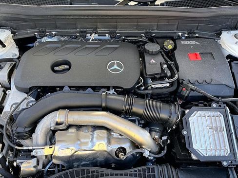 Used 2026 Mercedes-Benz GLB 250 4MATIC image 34