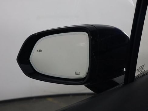 Used 2024 Chevrolet Blazer EV LT AWD/4WD image 44