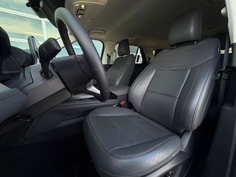 New 2026 Ford Explorer Active w/ Active Comfort Package RWD image 31