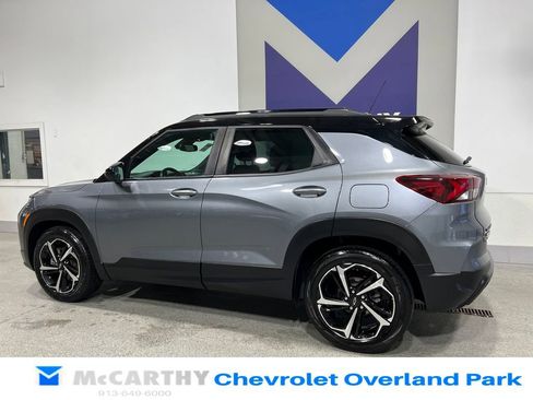 Used 2022 Chevrolet TrailBlazer RS w/ Sun and Liftgate Package image 7