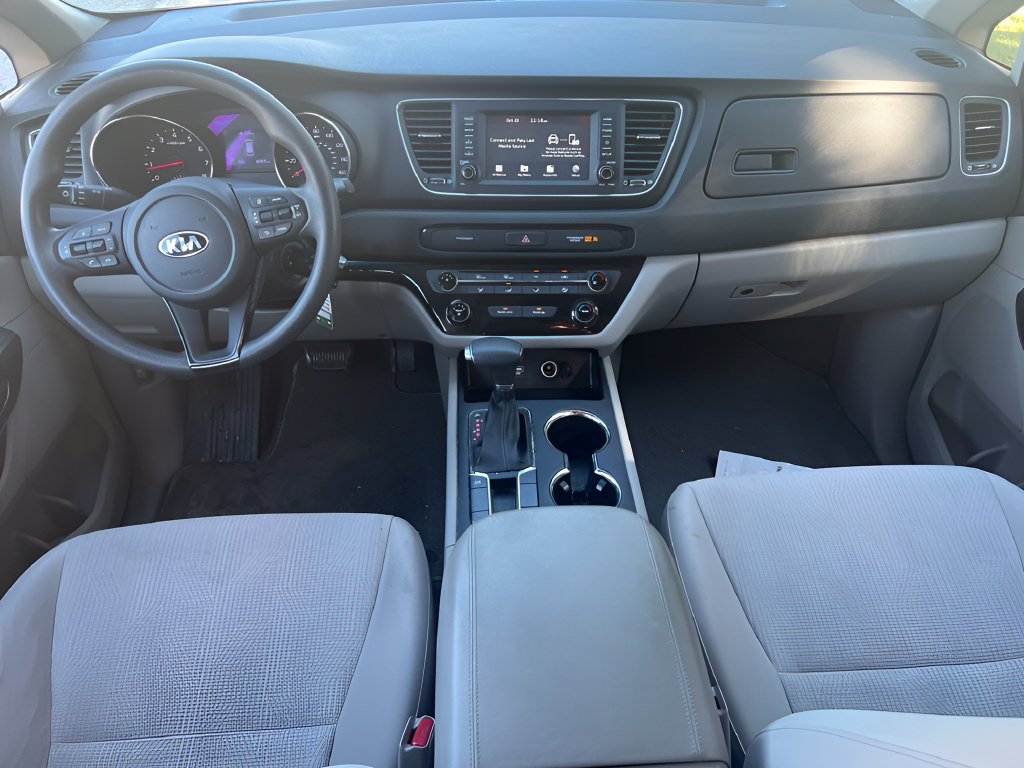 Used 2019 Kia Sedona LX FWD image 17