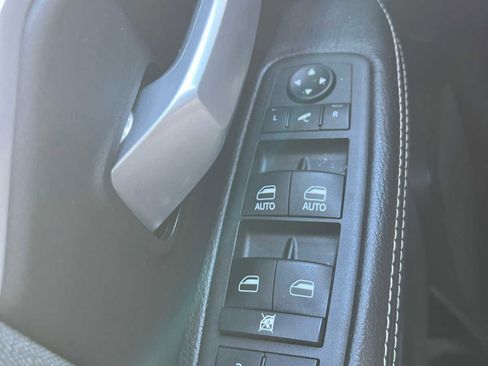 Used 2021 RAM 2500 Big Horn w/ Night Edition image 19