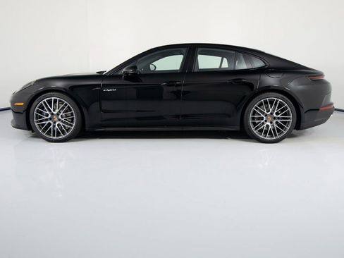 New 2026 Porsche Panamera 4 image 2