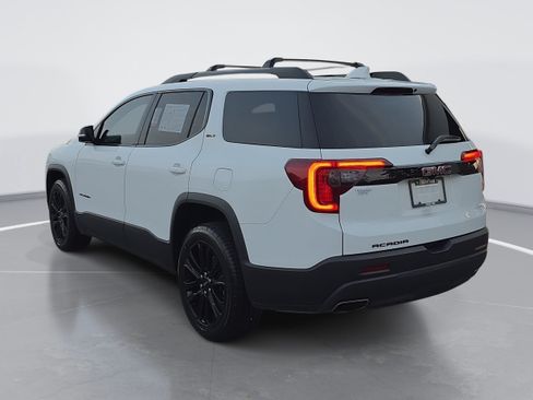 Used 2022 GMC Acadia SLT w/ Elevation Edition FWD image 5