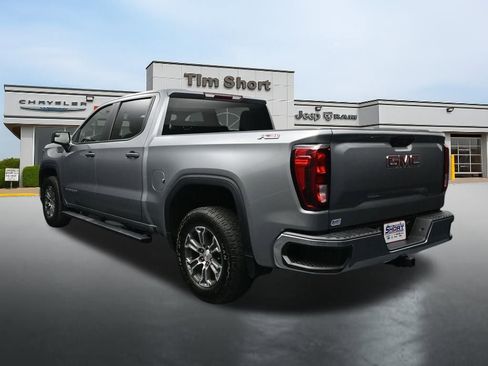 Used 2023 GMC Sierra 1500 Pro w/ Pro Value Package AWD/4WD image 3