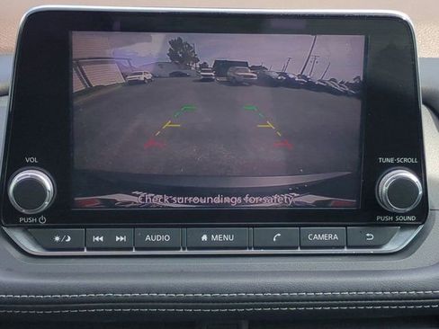Certified 2021 Nissan Rogue S FWD image 21