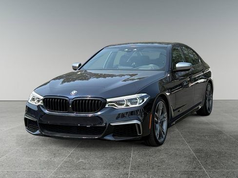 Used 2019 BMW M550i xDrive w/ Premium Package 2 AWD/4WD image 2