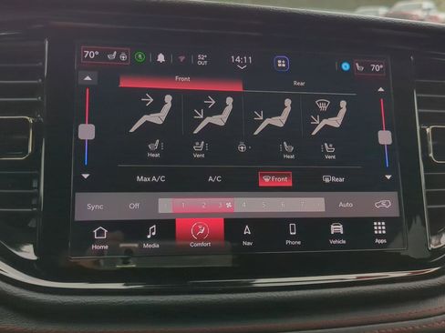 Used 2025 Dodge Durango R/T AWD/4WD image 24
