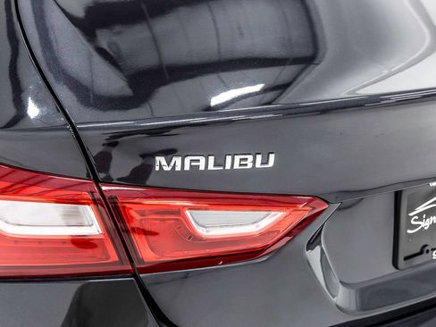 Used 2022 Chevrolet Malibu LS FWD image 5