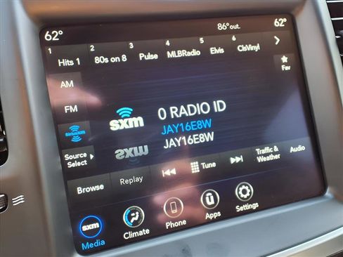 Used 2022 Chrysler 300 Touring image 14