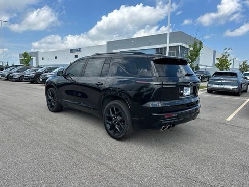 Used 2024 Chevrolet Traverse RS w/ LPO, Floor Liner Package AWD/4WD image 5