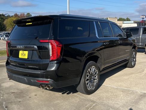 Used 2023 GMC Yukon XL Denali Ultimate image 6