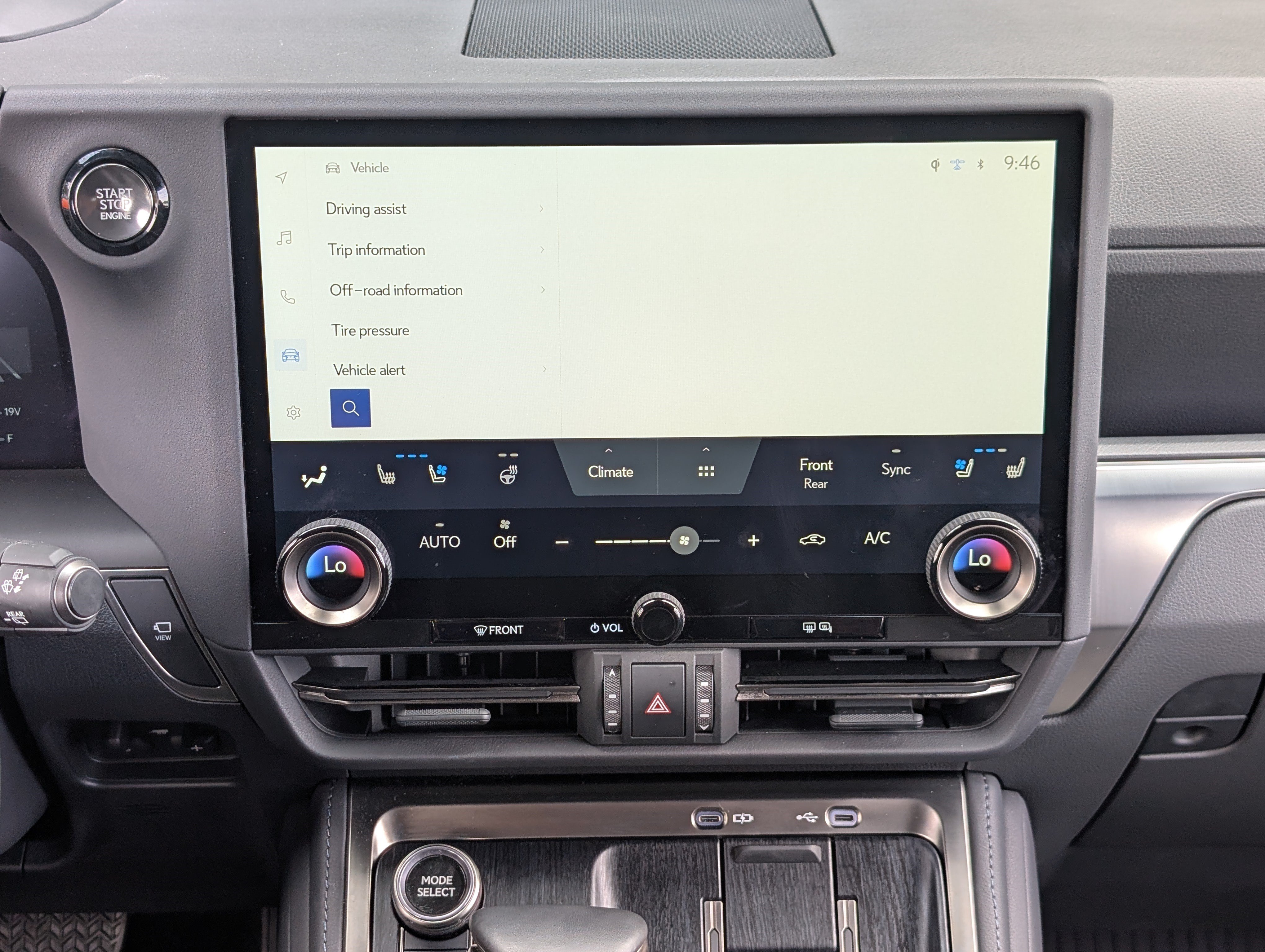 Used 2026 Lexus GX 550 w/ Accessory Package (2T) AWD/4WD image 27