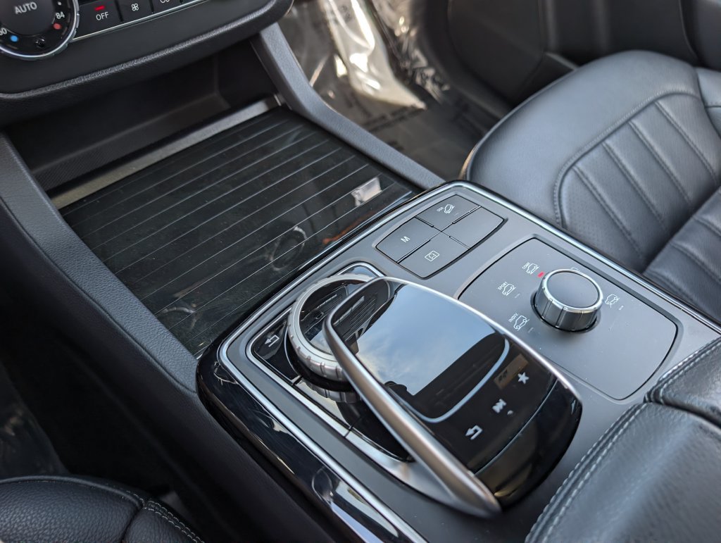 Used 2019 Mercedes-Benz GLE 400 4MATIC image 21
