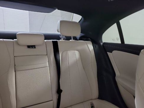 Used 2021 Mercedes-Benz CLA 250 image 13