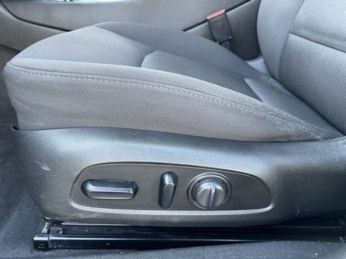 Used 2021 Chevrolet Malibu RS image 10