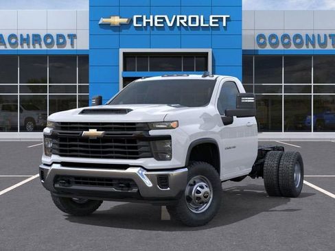 New 2025 Chevrolet Silverado 3500 W/T w/ WT Convenience Package image 6