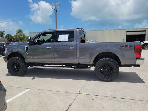 Used 2022 Ford F350 Lariat w/ Chrome Package AWD/4WD image 3