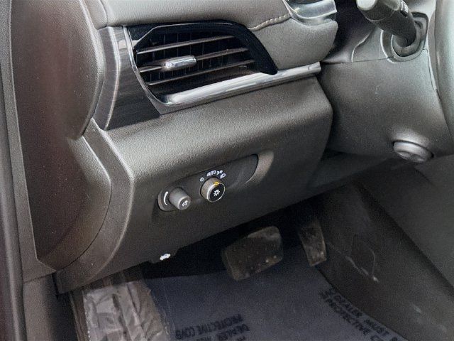 Used 2023 Chevrolet Traverse High Country w/ LPO, Floor Liner Package AWD/4WD image 11