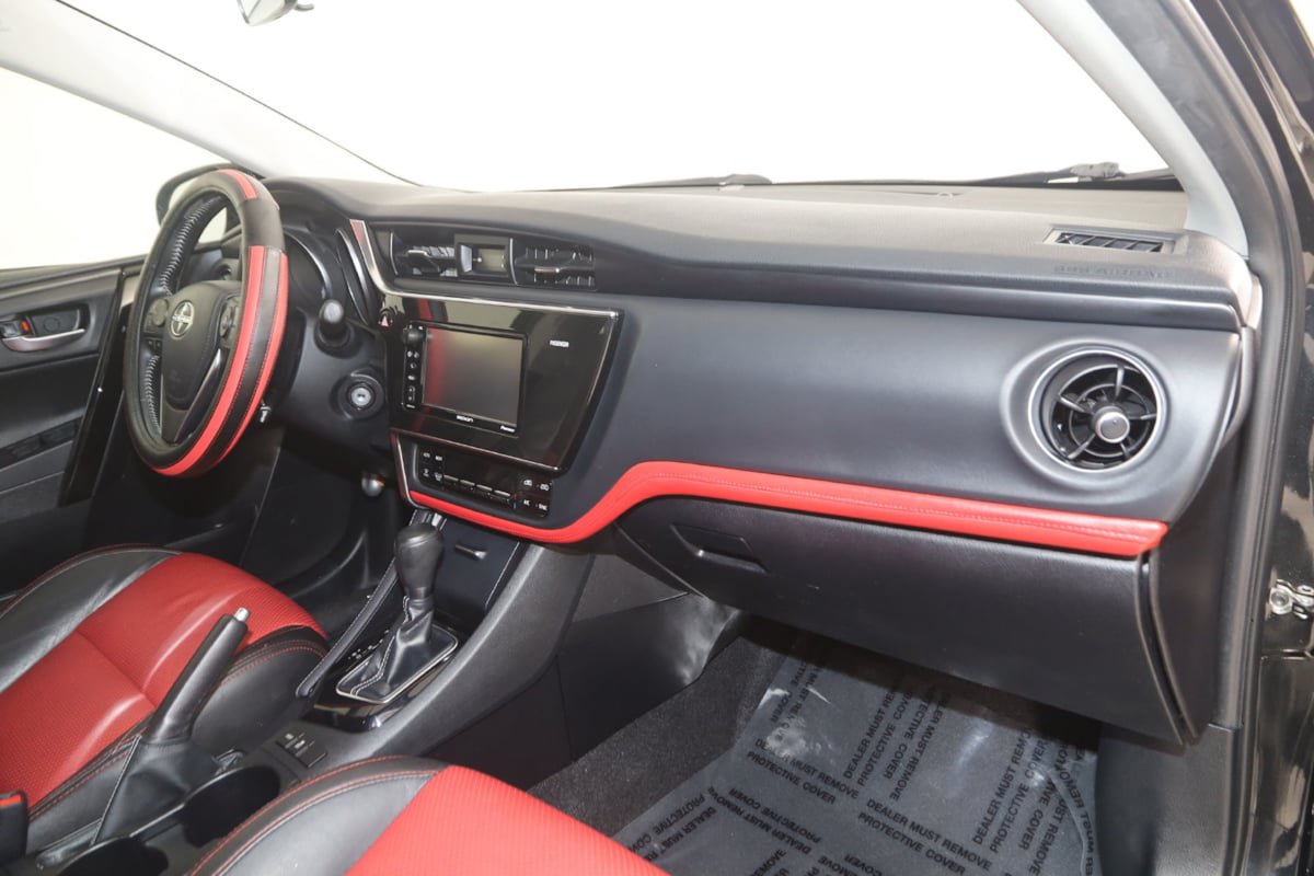 Used 2016 Scion iM FWD image 29
