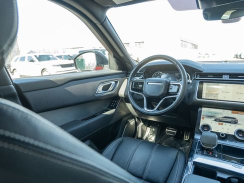 Used 2023 Land Rover Range Rover Velar R-Dynamic S image 19