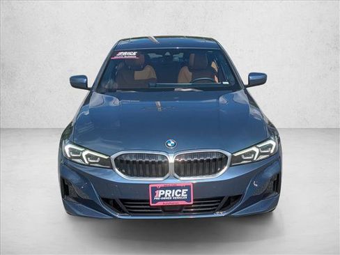 Used 2025 BMW 330i Sedan RWD image 2
